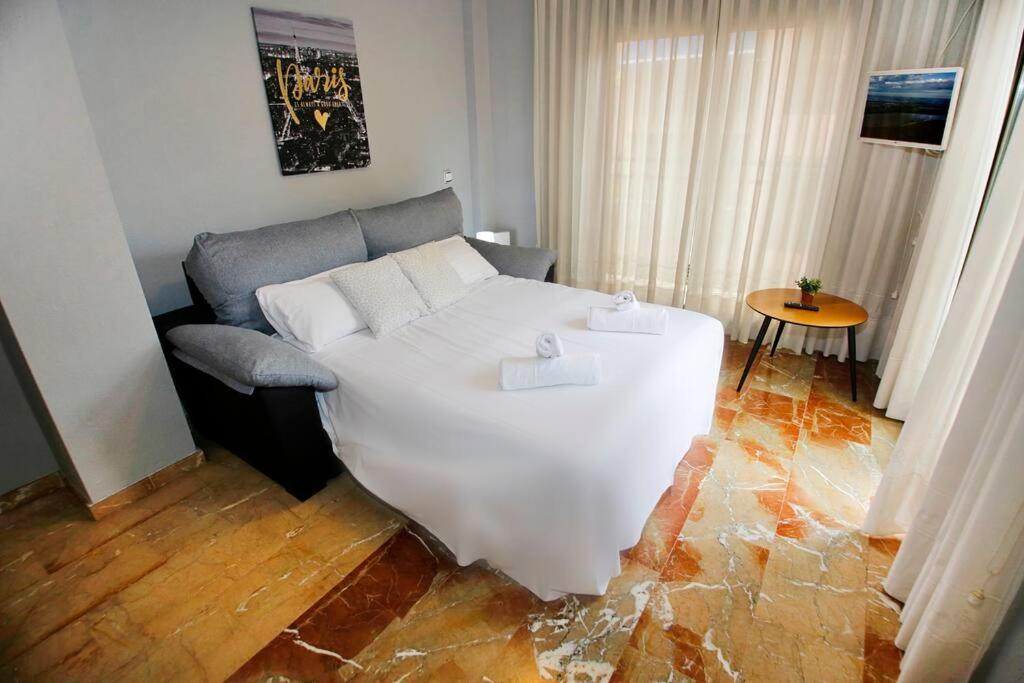 Castanos Apartment With Ac Alicante Exterior photo